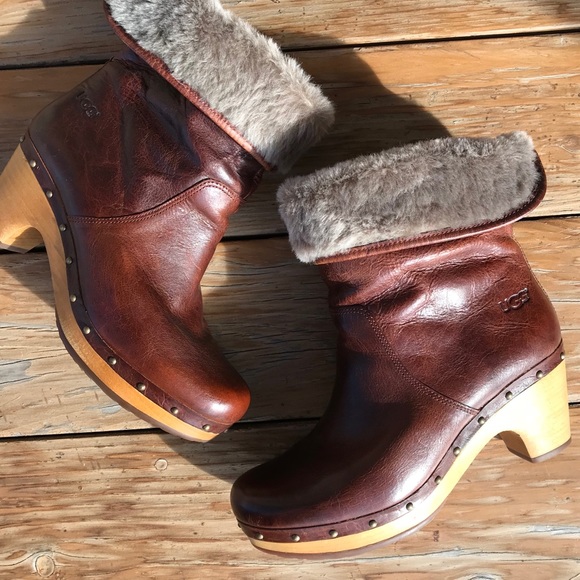 UGG Shoes - UGG Lynnea Fur Cuffed Boots EUC